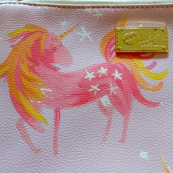 Luv Betsey by betsy johnson Unicorn Wristlet purse OS - Picture 6 of 11